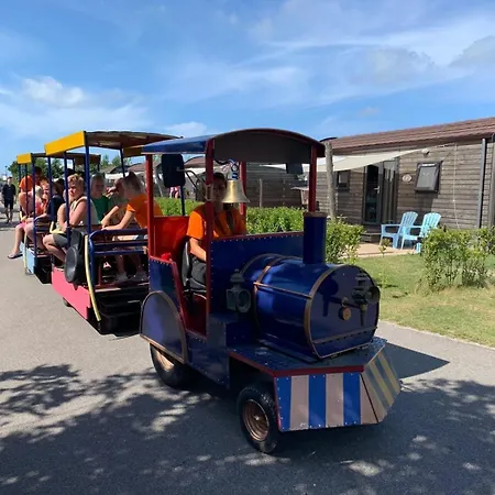 Ferienhaeuschen Nr 80 Am Kanal De Watersnip Petten